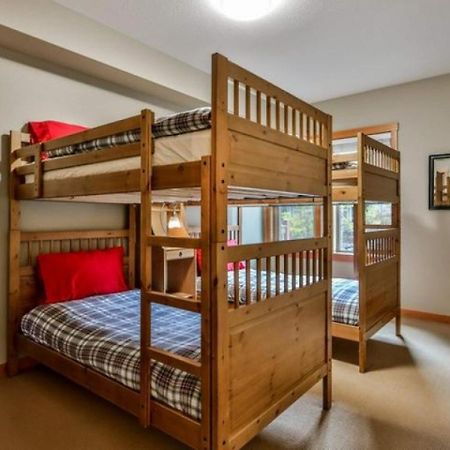 Suites With Pool & Hot Tubs Managed By Little Sister Getaways Canmore Exterior photo